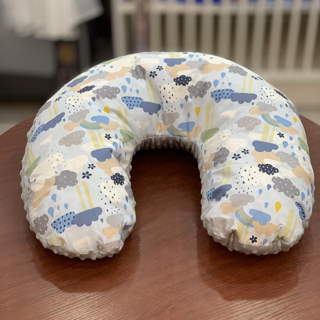 Coussin d'allaitement bébé
